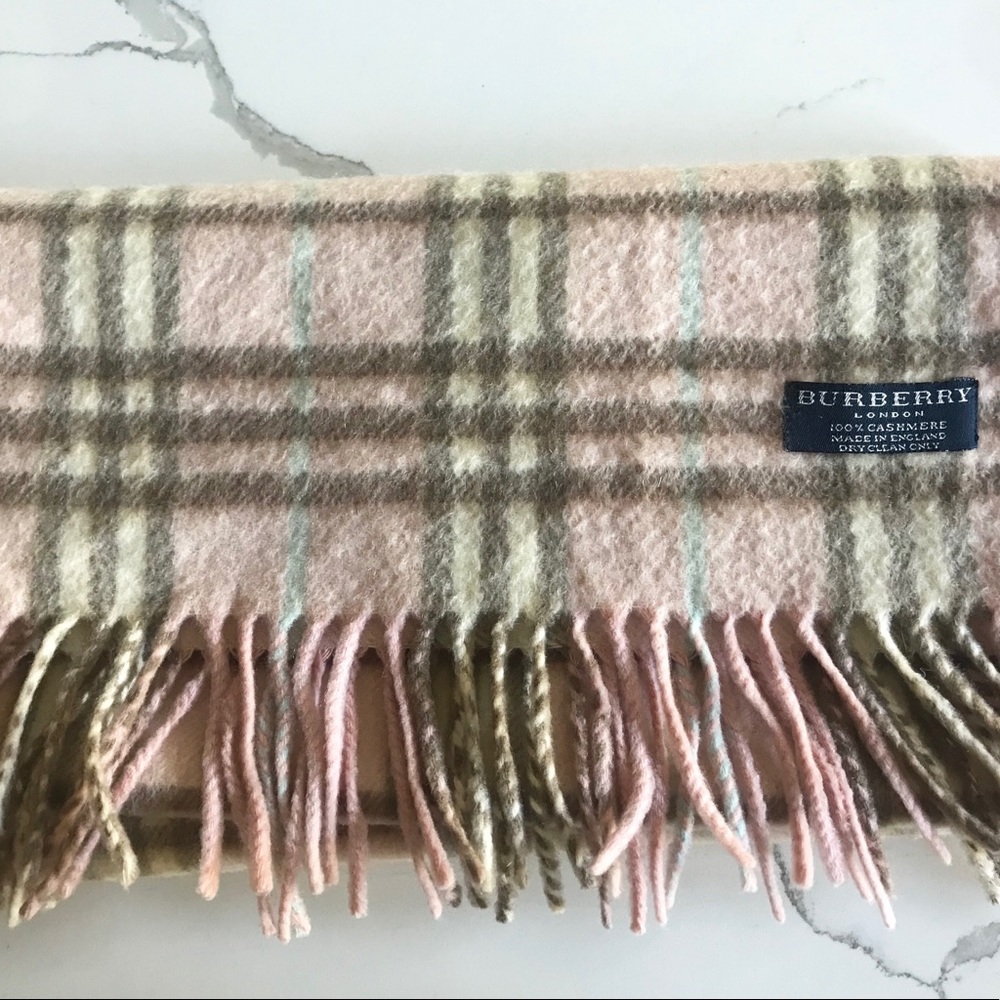 Authentic Burberry Scarf 💯